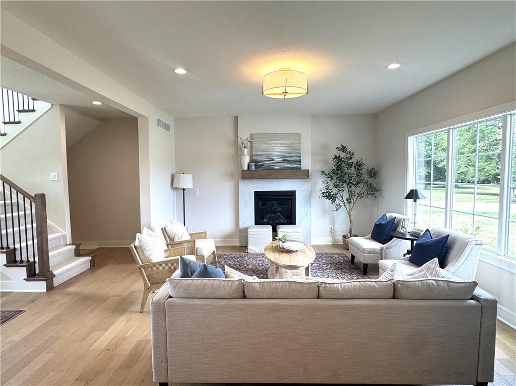 20702 Emerald Street — photo