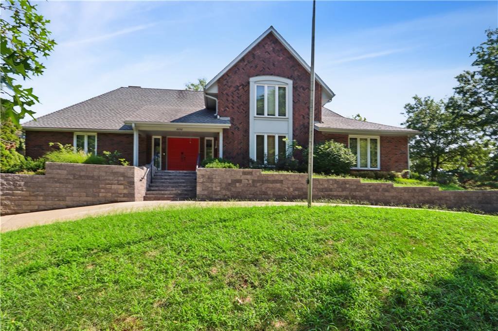 10052 Hemlock Drive — photo