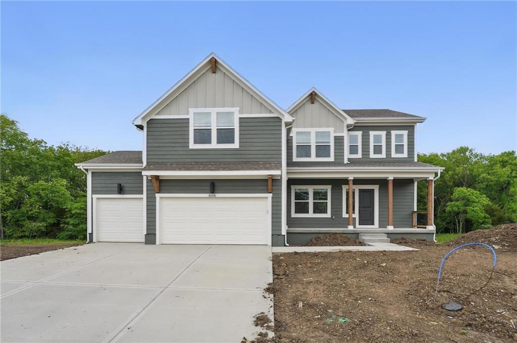 351 SW Chavis Drive — photo