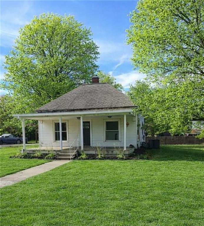 401 S Washington Street — photo