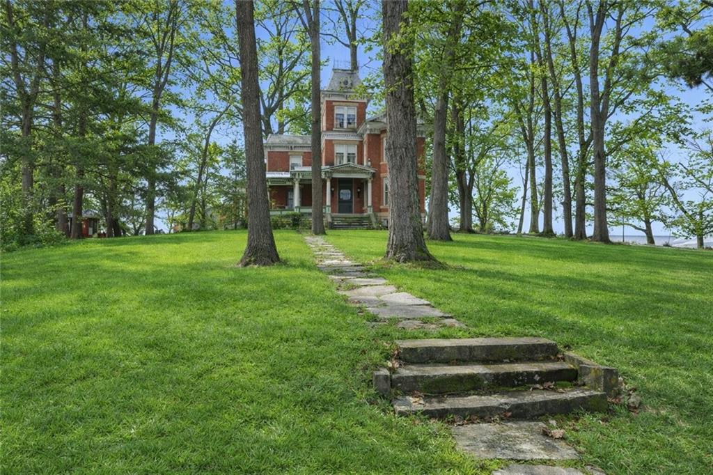 709 Herring Street — photo