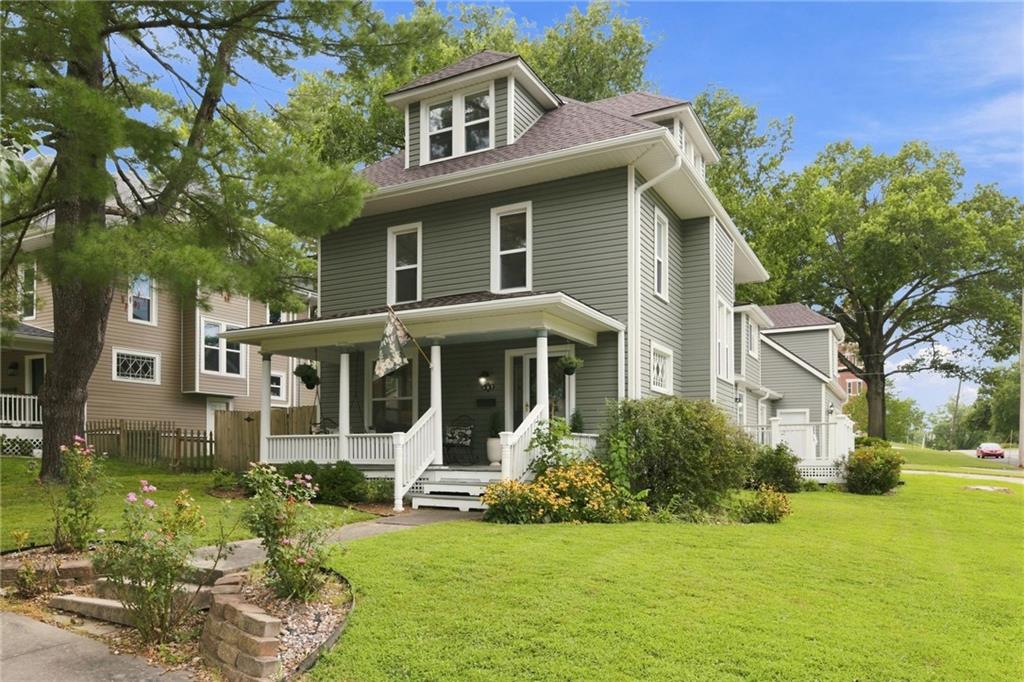 501 E Shawnee Street — photo