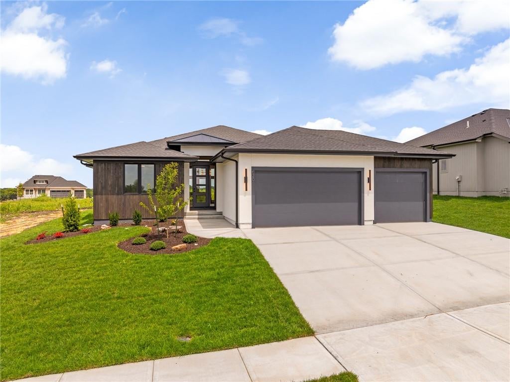 520 Bentwater Drive — photo