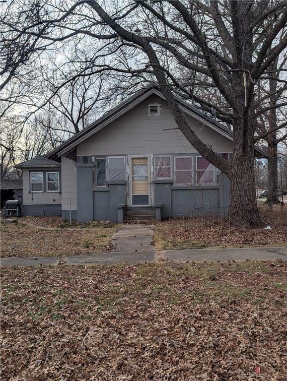 300 S First Street — photo