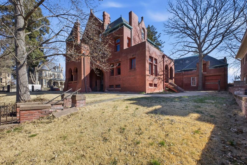 802 Hall Street — photo