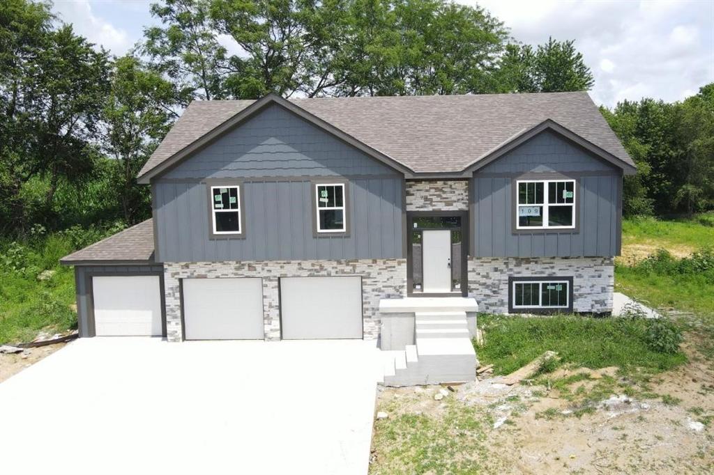 109 Johnson Circle — photo