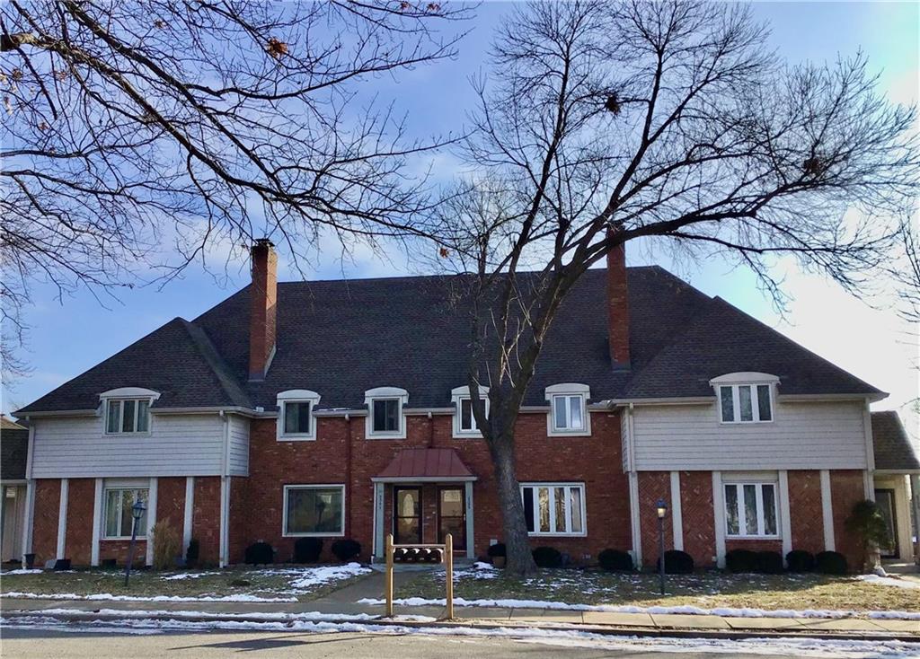 8395 NW Waukomis Drive — photo