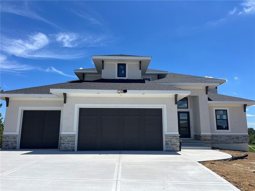 517 Bentwater Drive — photo