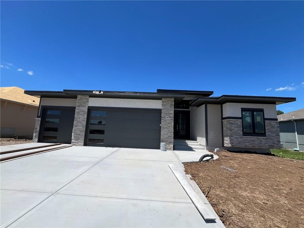 510 Bentwater Drive — photo