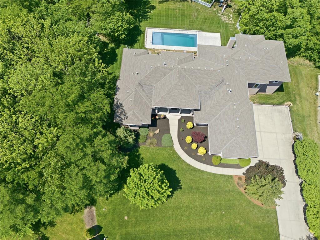 6930 NW White Pine Circle — photo