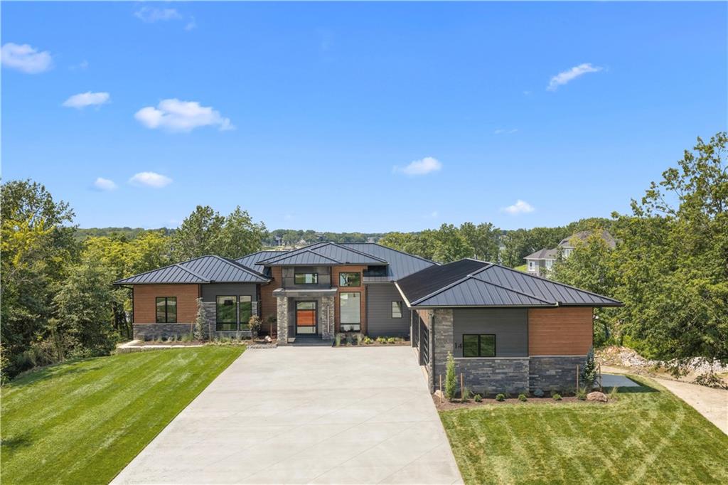 14 Tomahawk Circle — photo