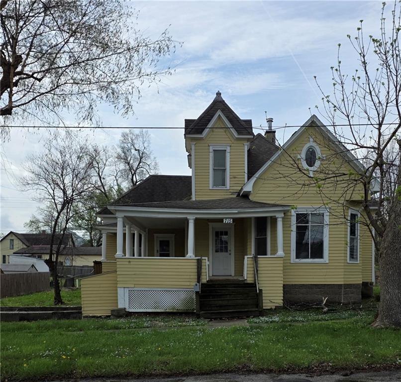 715 W 4th Street — photo
