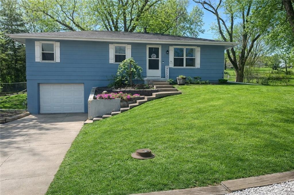 329 Lincoln Drive — photo