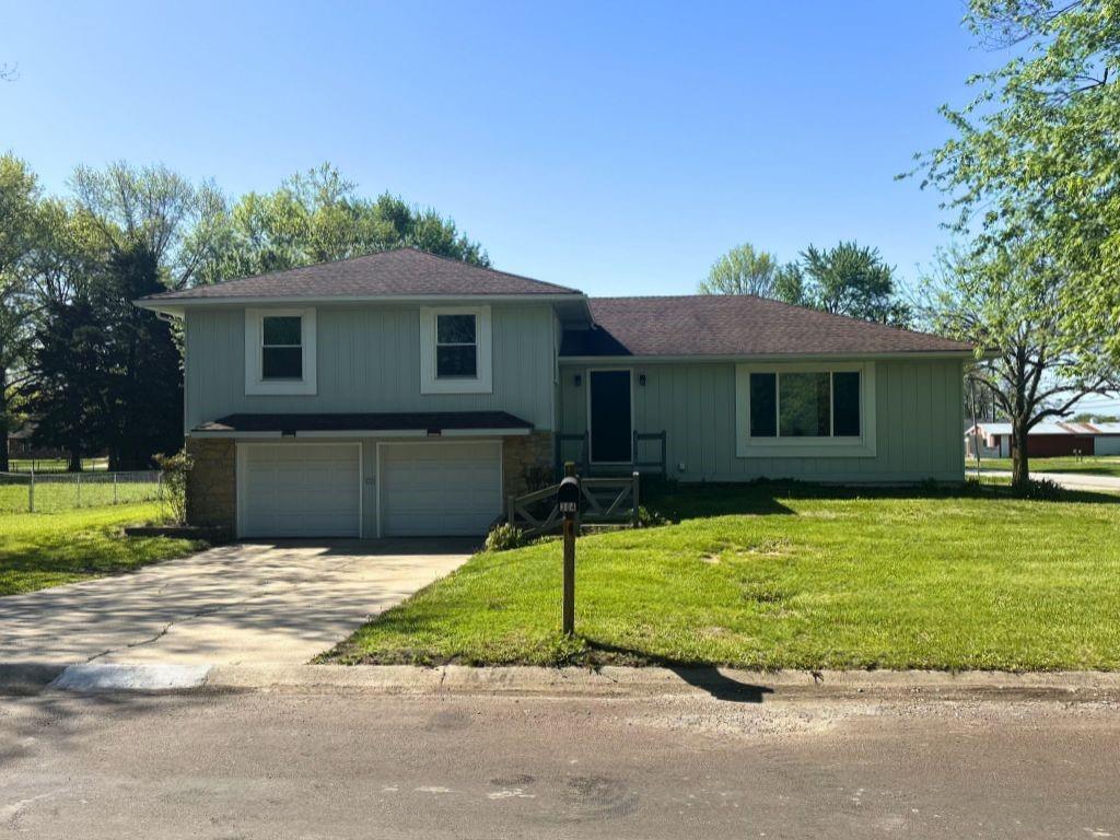 304 E Frazier Street — photo