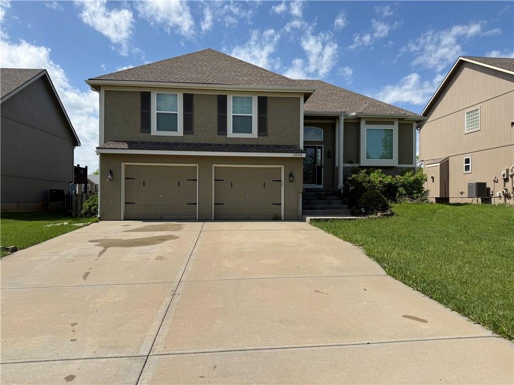 1052 Wyndham Drive — photo