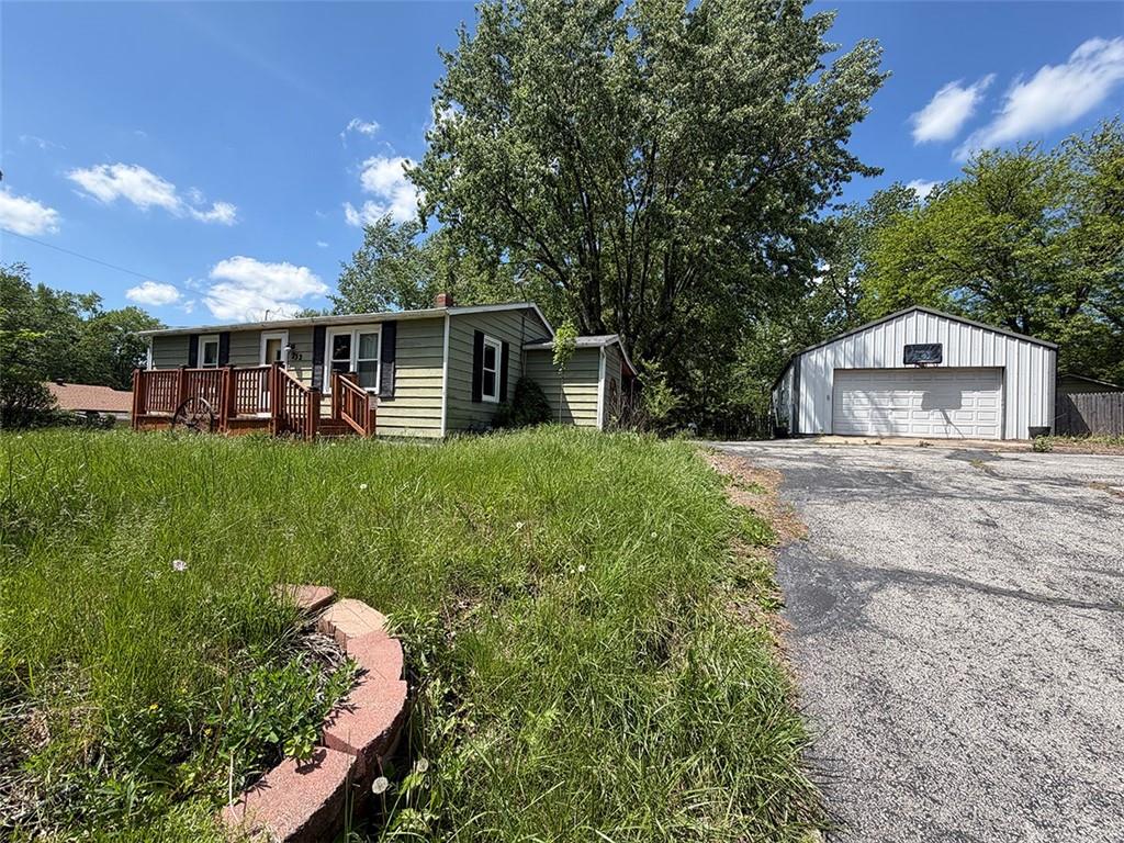 232 S County Line Road — photo