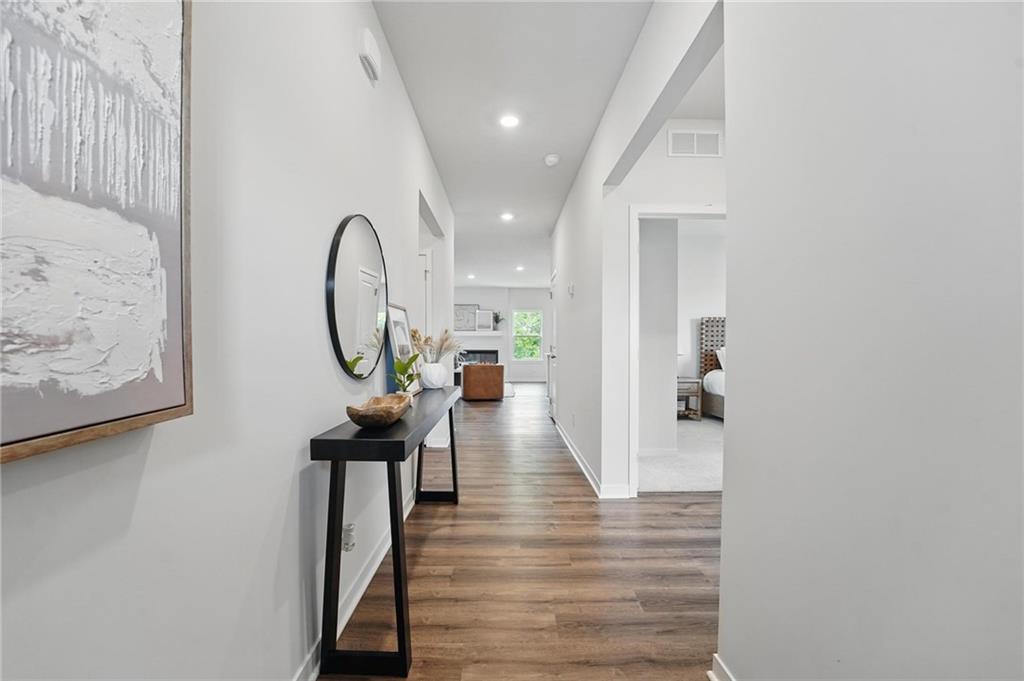 208 Lake Meadows Drive — photo