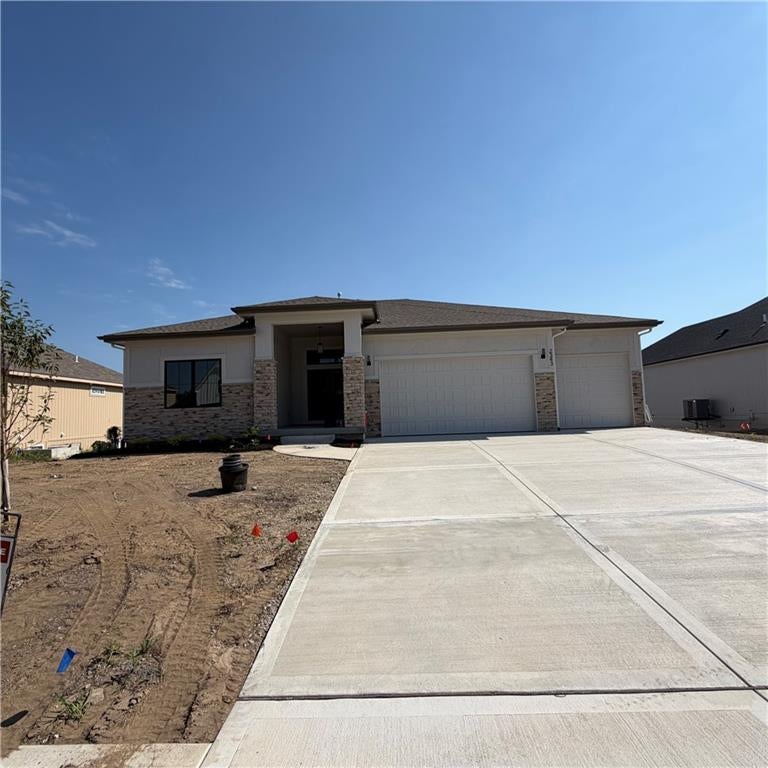 2343 Foxtail Drive — photo