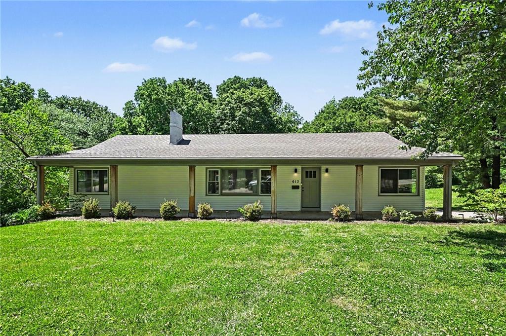 613 E Red Road — photo