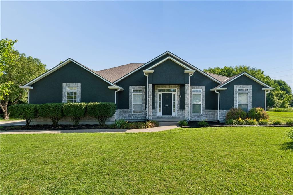 1611 Deer Run Road — photo