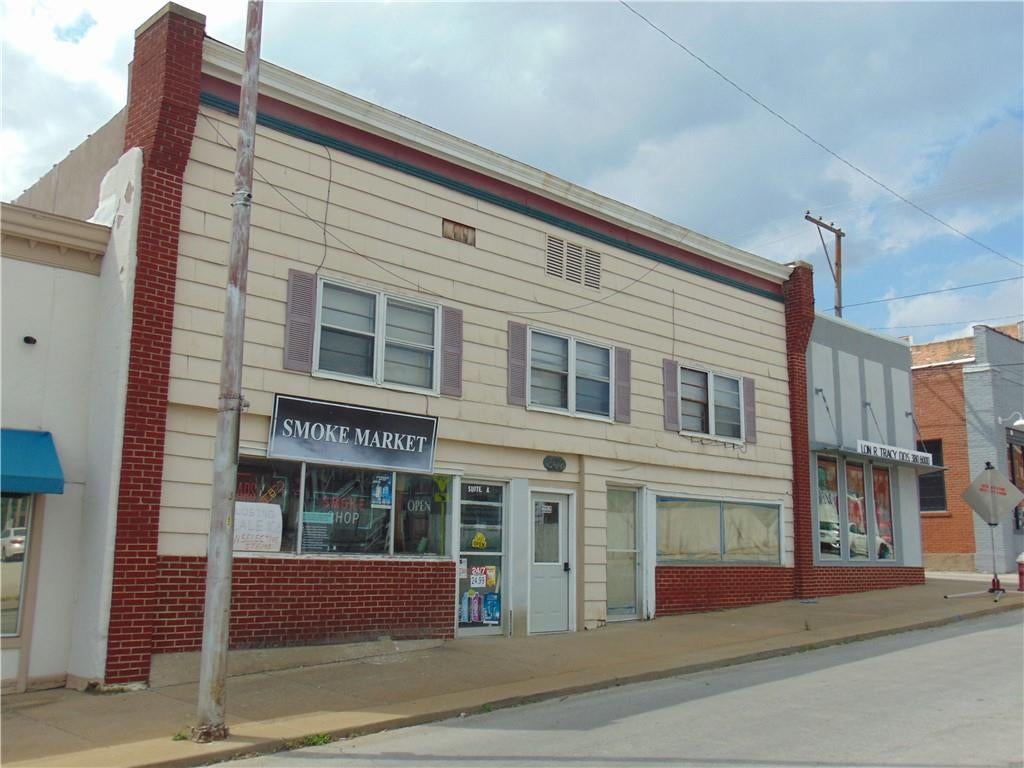 302 S Independence Street — photo