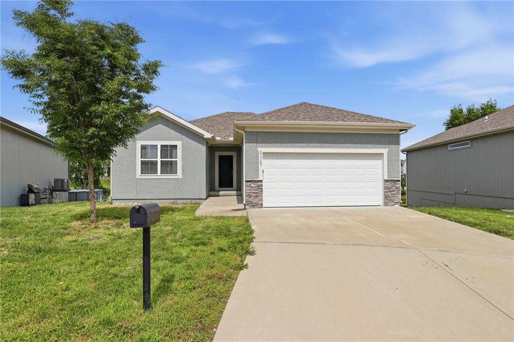 21709 N Ridge Court — photo