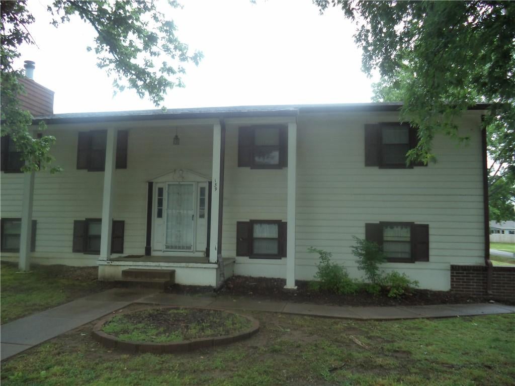 139 Taylor Street — photo