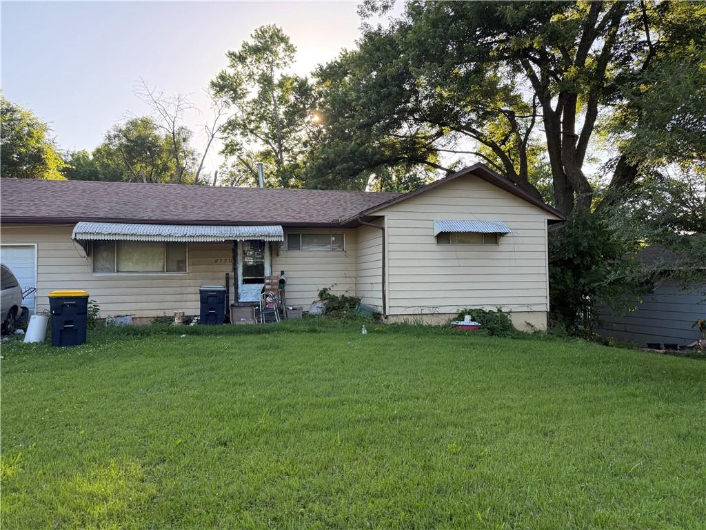 8720 Longview Court — photo