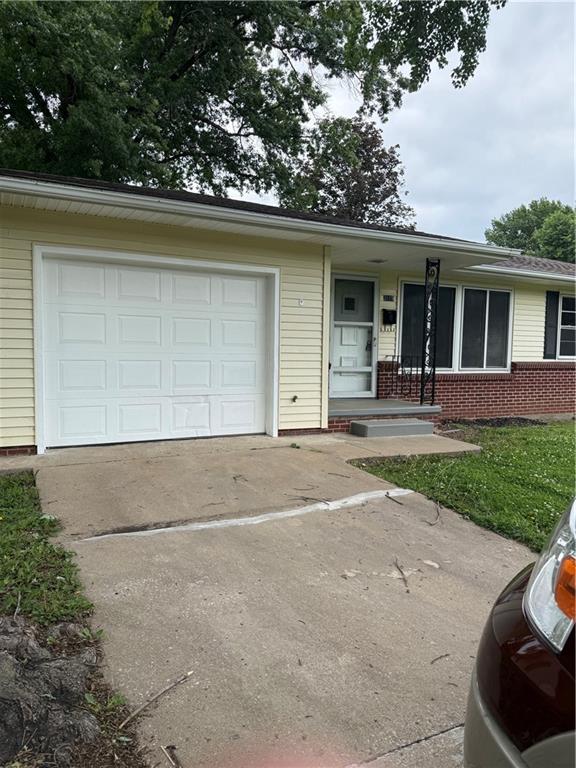 3115 Doniphan Avenue — photo