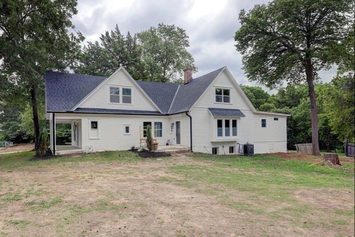 10015 Johnson Drive — photo
