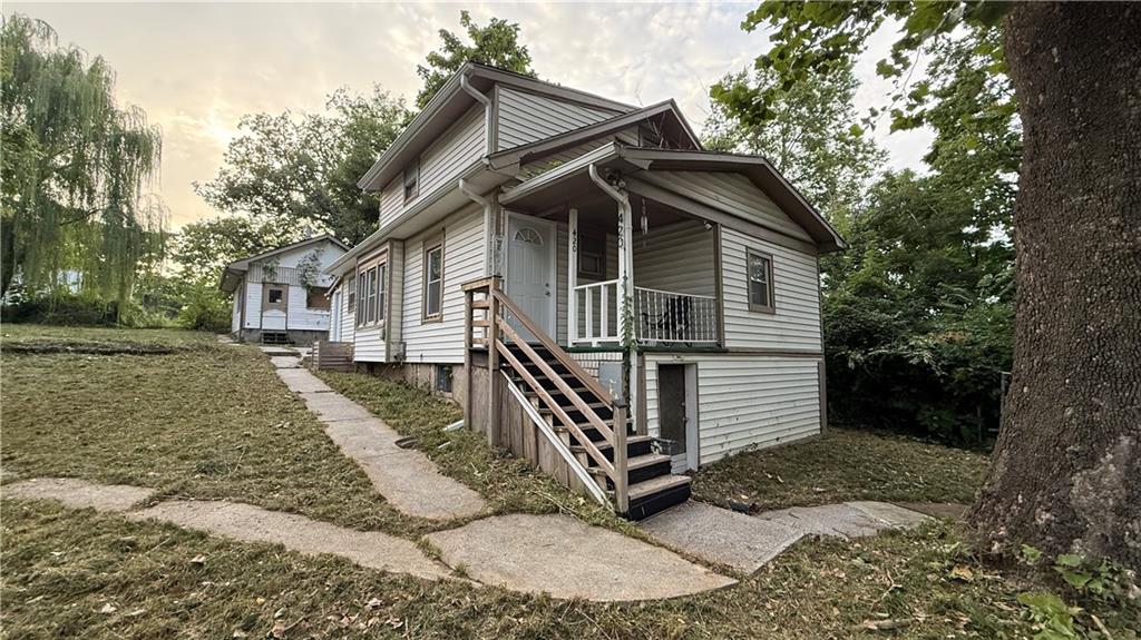 420 Farley Terrace — photo