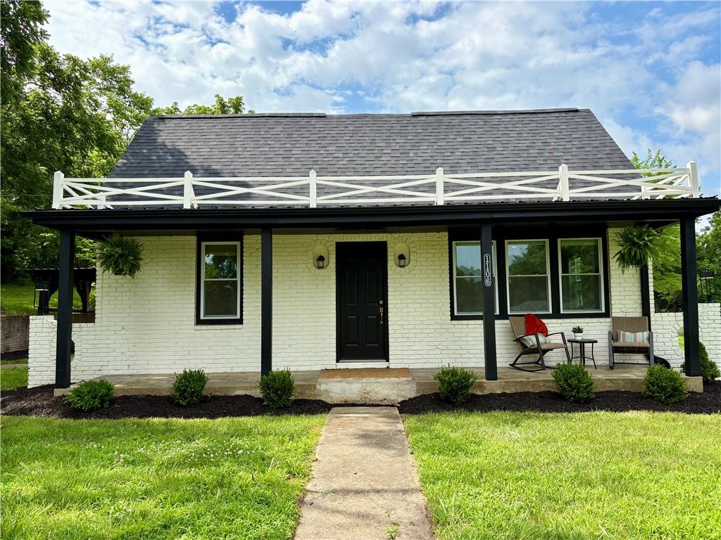 1106 College Hill Street — photo