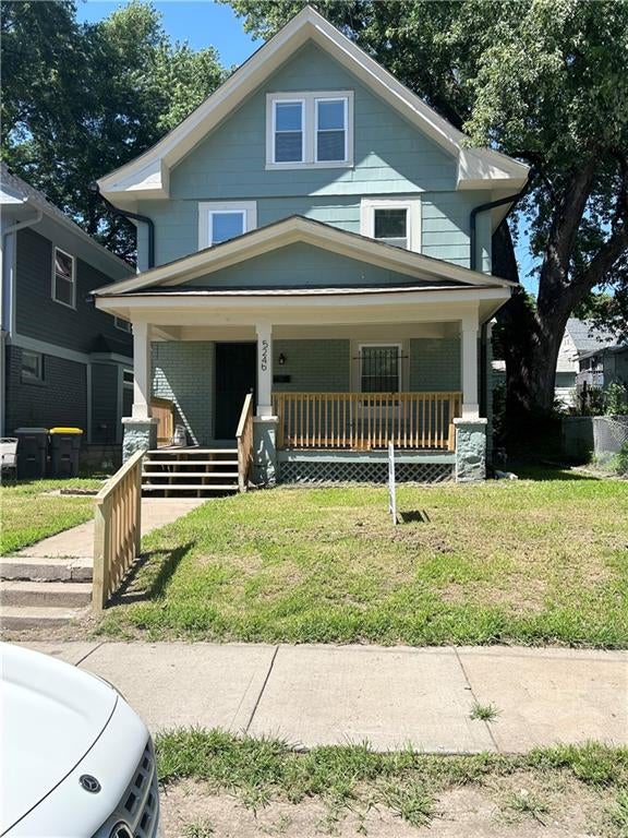 5246 Lyon Avenue — photo