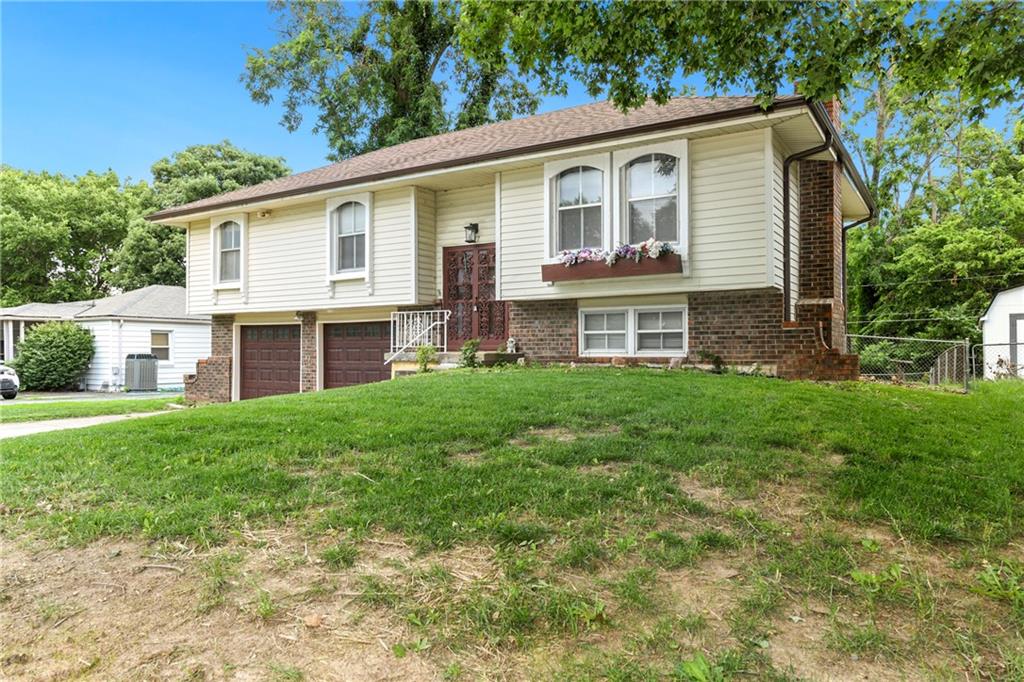 3417 NE Prather Road — photo
