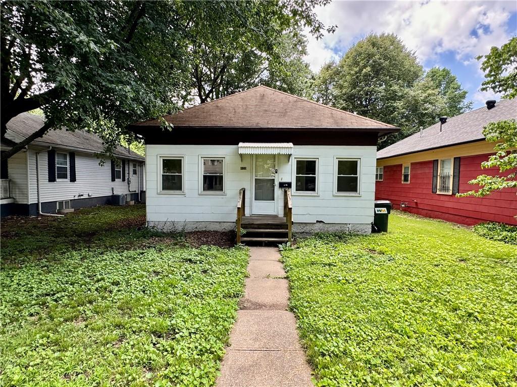 709 Rhodes Street — photo
