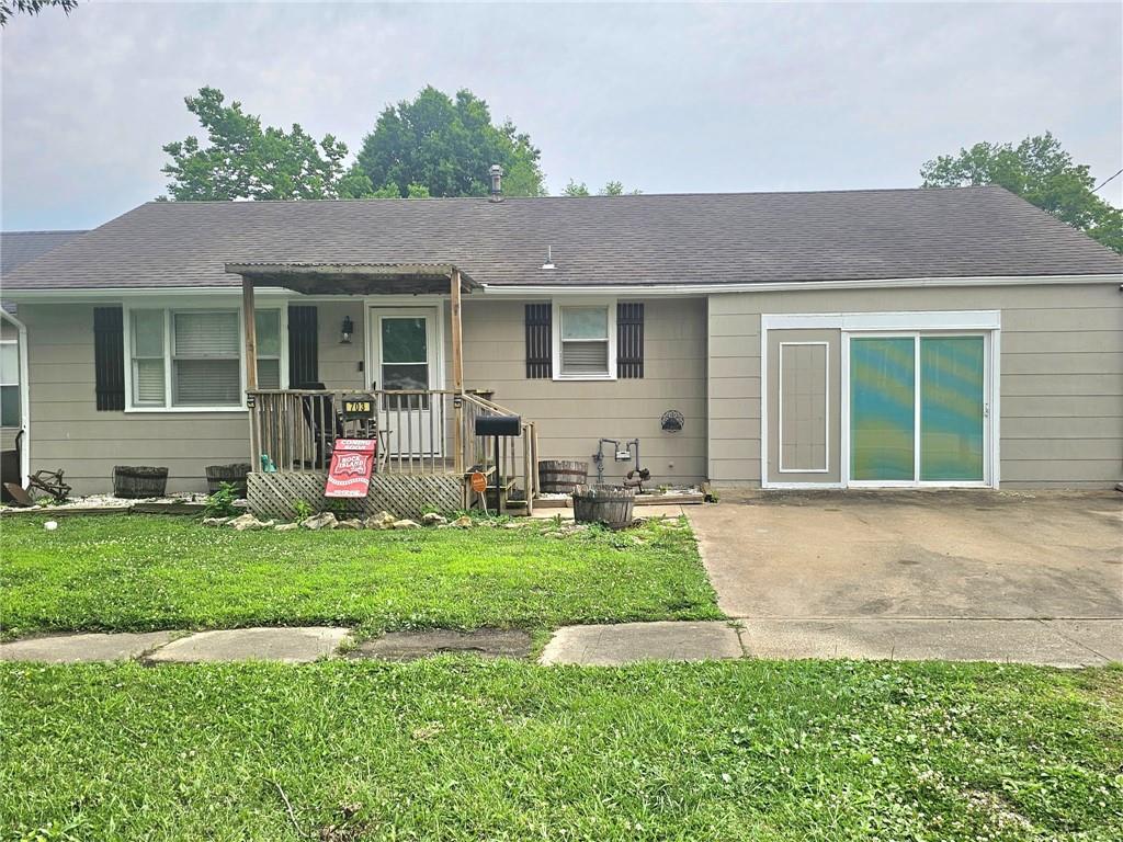 703 W Benton Street — photo