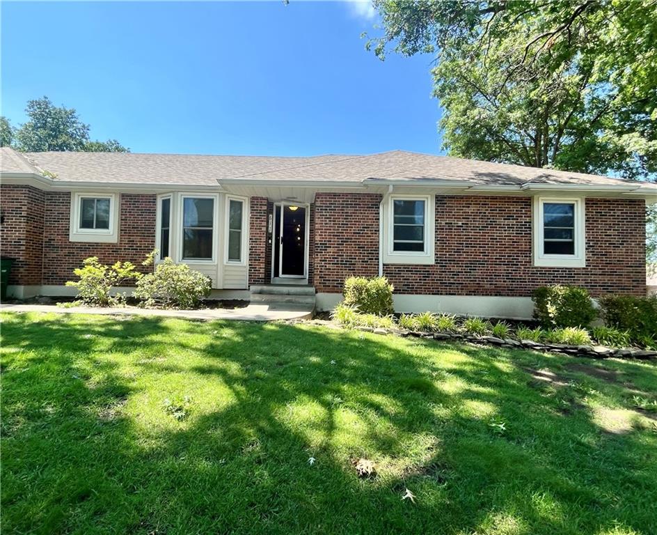 617 W Maple Street — photo