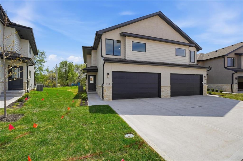 212 NW Orchard Court — photo