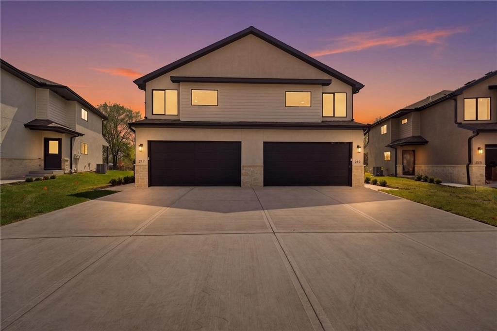 210 NW Orchard Court — photo