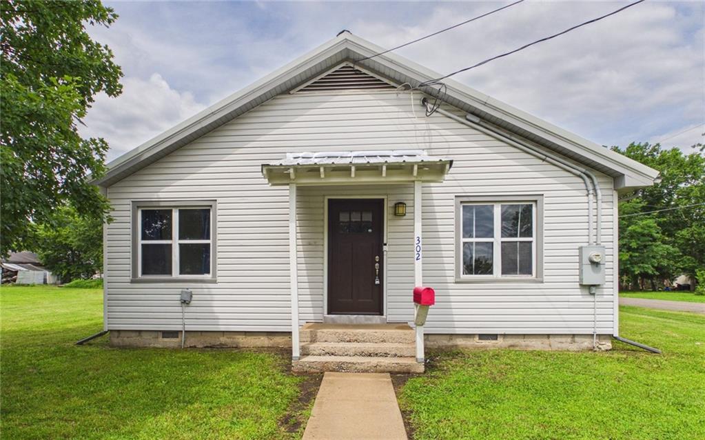 302 S McCleverty Street — photo