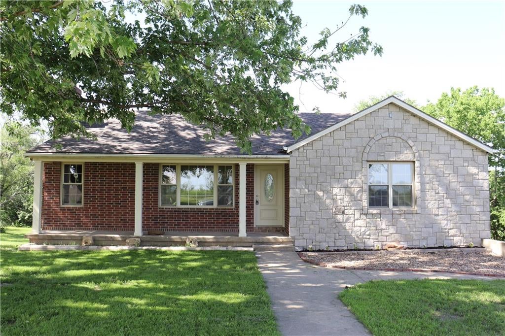 17568 Kansas Avenue — photo