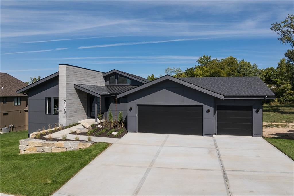 18113 Cody Street — photo