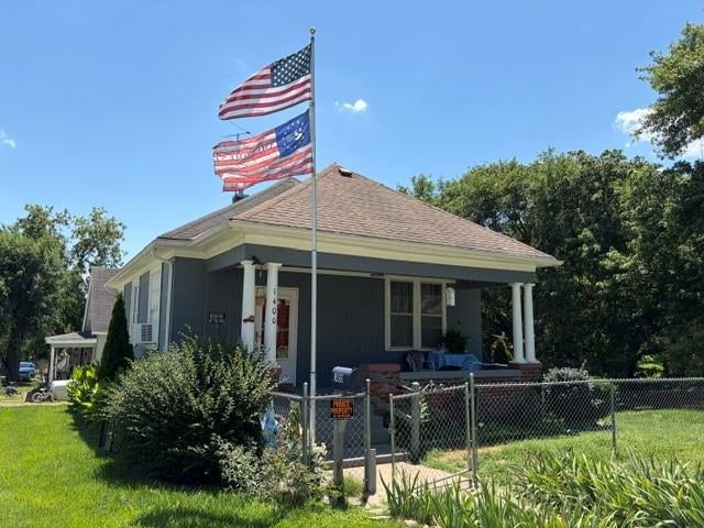 1400 Santa Fe Street — photo