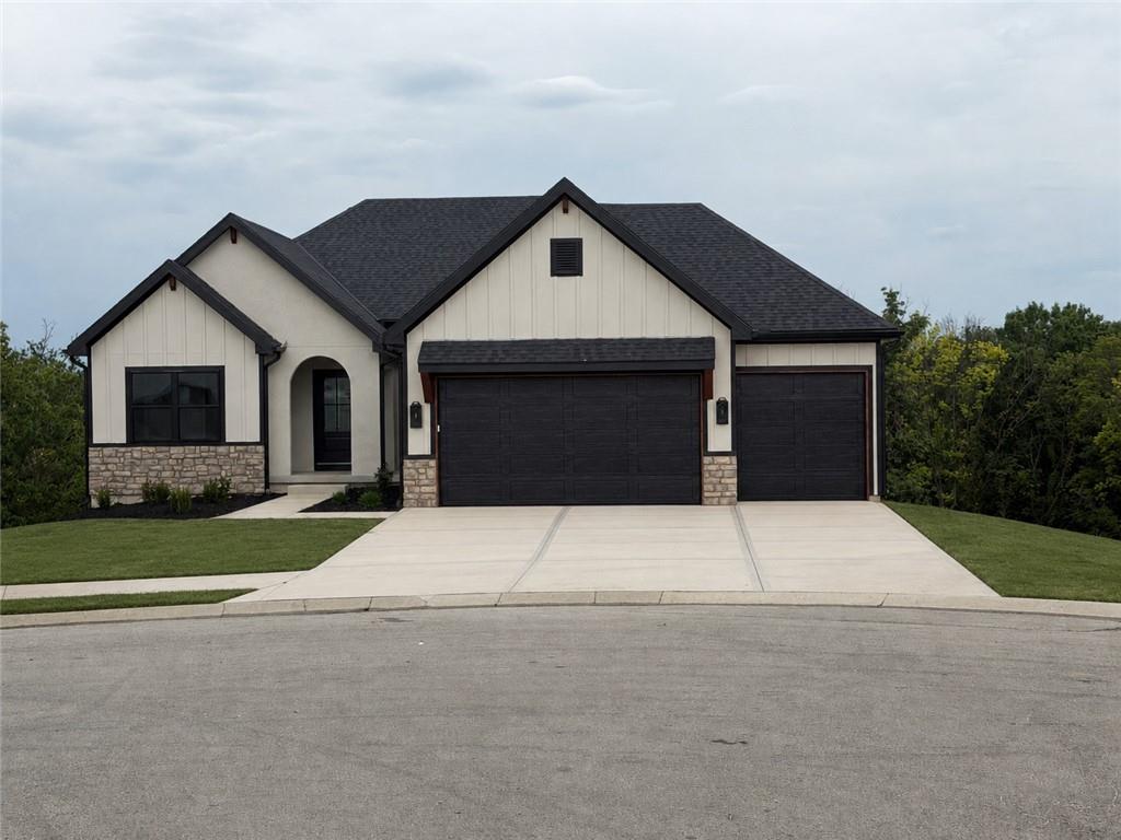 12490 Appaloosa Street — photo
