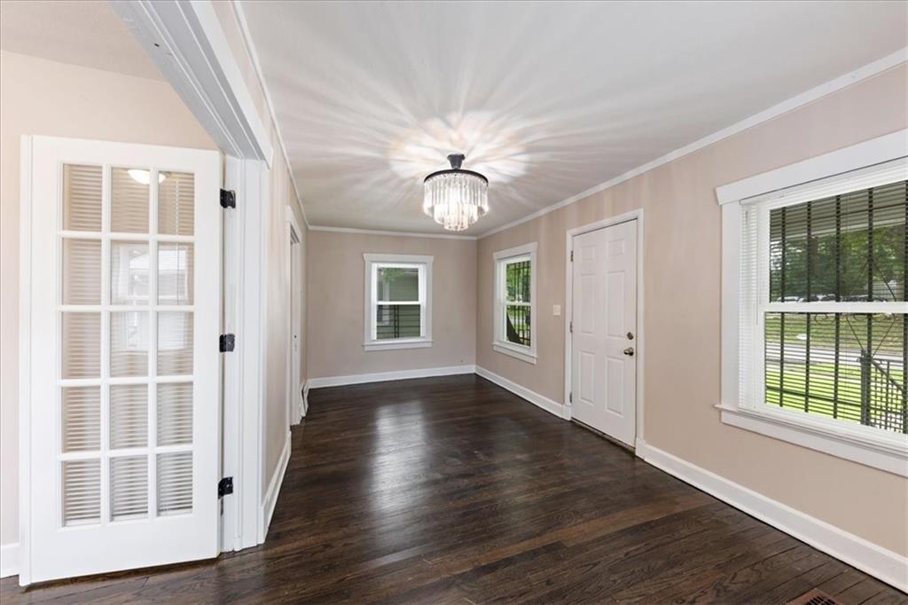 Home in Kansas City, MO 64130 — photo 3