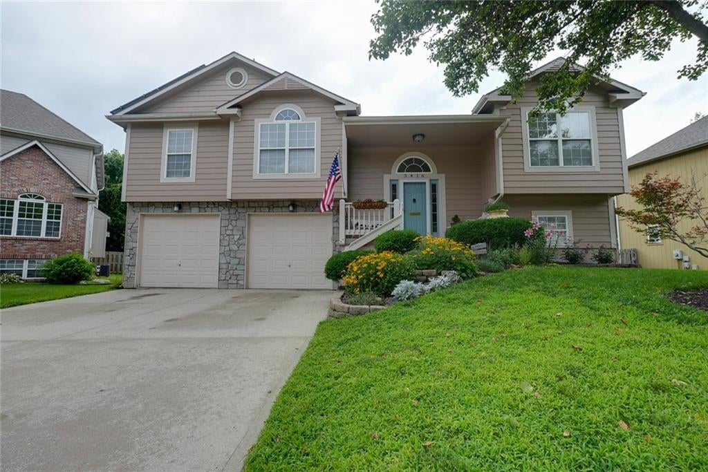 3416 S Arrowhead Court — photo