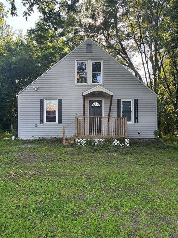402 Benton Street — photo