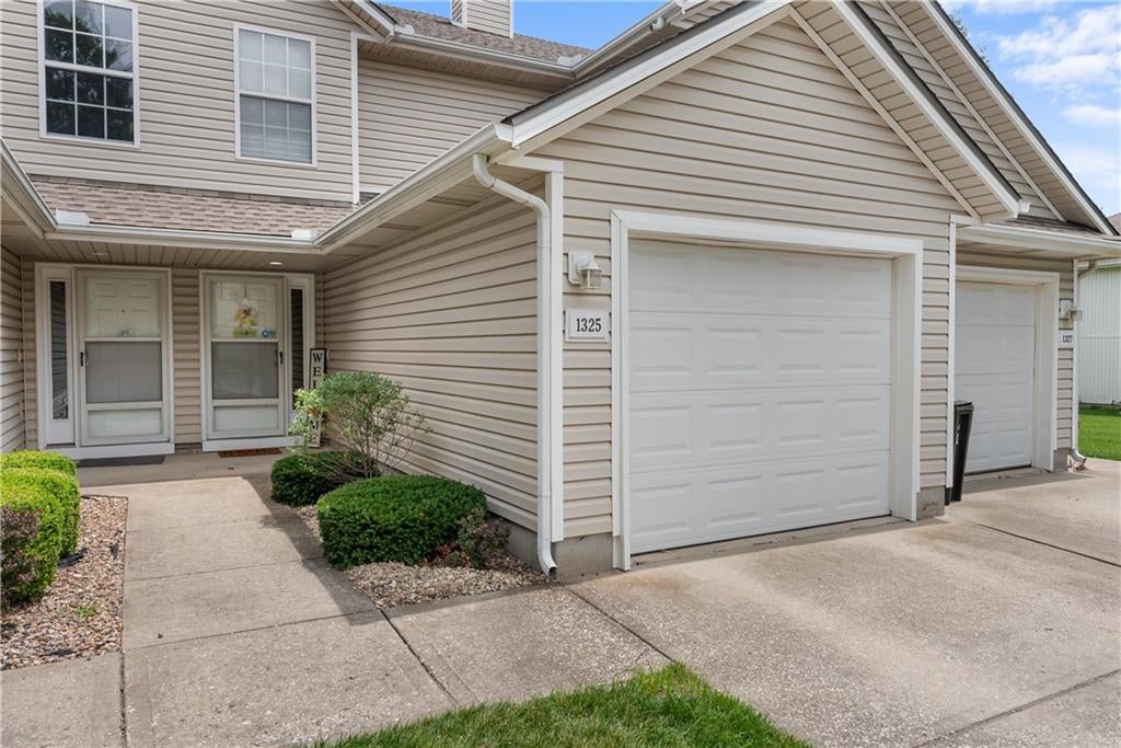 1325 SE Norwood Drive — photo