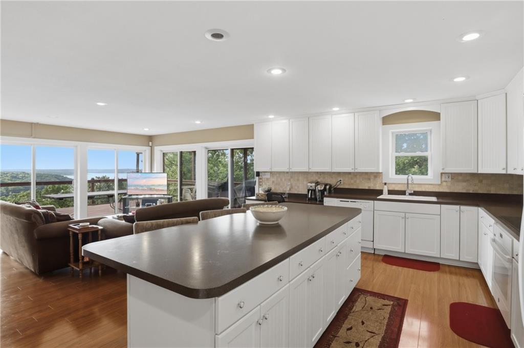 11045 Foothills Lane — photo