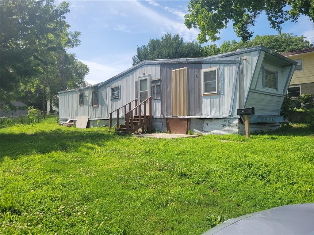 2528 N 3rd Street — photo
